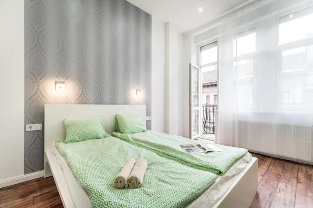 Hi-Bp Design Home Apartments In The Heart Of Budapest Esterno foto