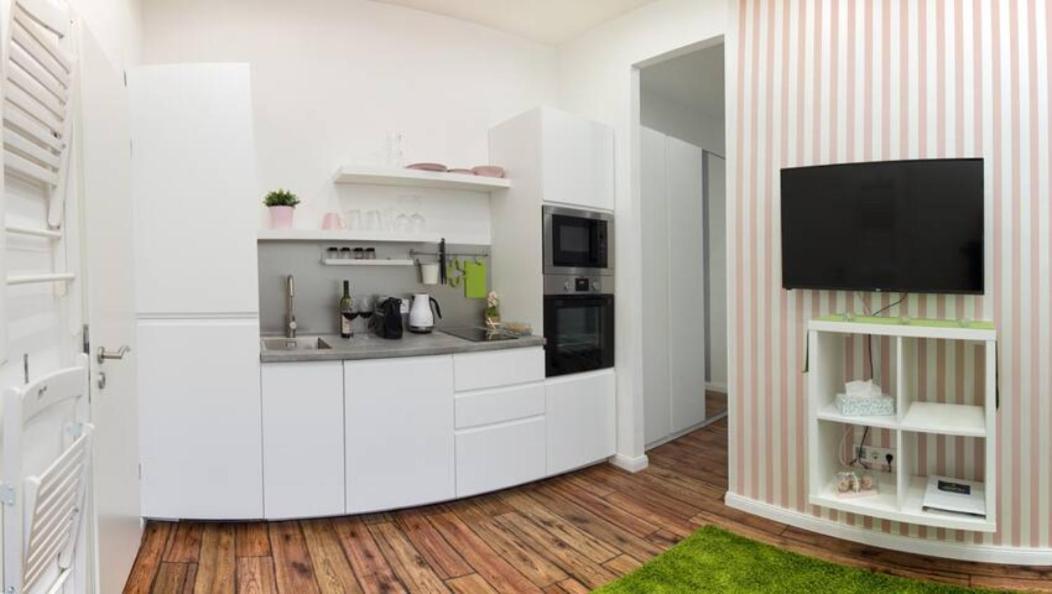 Hi-Bp Design Home Apartments In The Heart Of Budapest Esterno foto