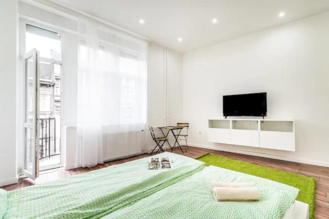 Hi-Bp Design Home Apartments In The Heart Of Budapest Esterno foto