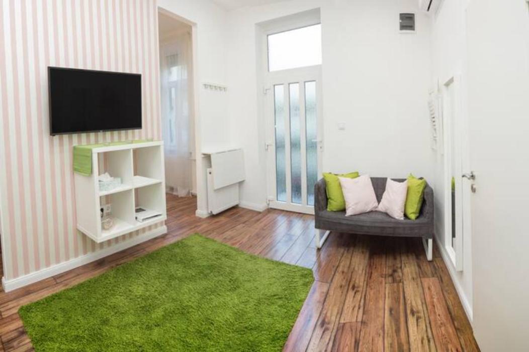 Hi-Bp Design Home Apartments In The Heart Of Budapest Esterno foto