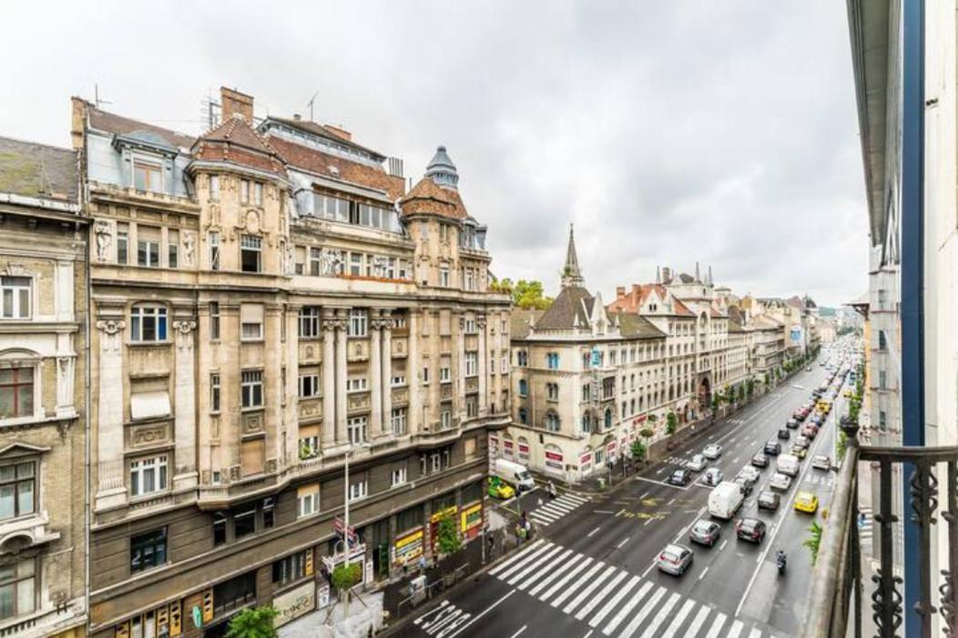 Hi-Bp Design Home Apartments In The Heart Of Budapest Esterno foto