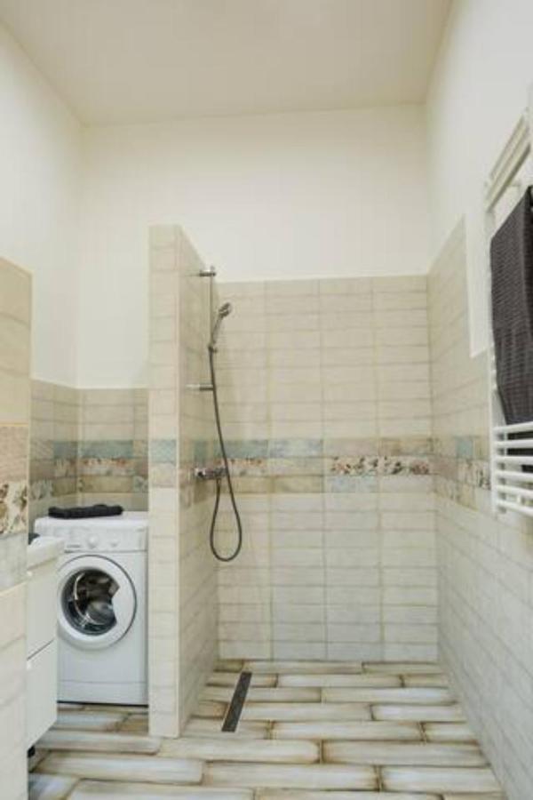 Hi-Bp Design Home Apartments In The Heart Of Budapest Esterno foto